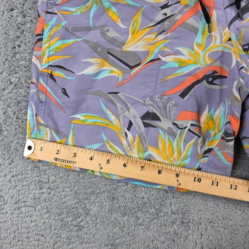 Patagonia Baggies Shorts Mens Small Purple Bird of Paradise Floral 6